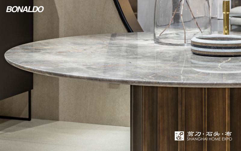 BONALDO圆餐桌/餐椅