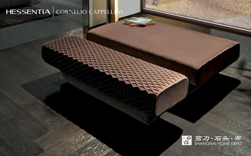 HESSENTIA|CORNELIO CAPPELLINI脚凳