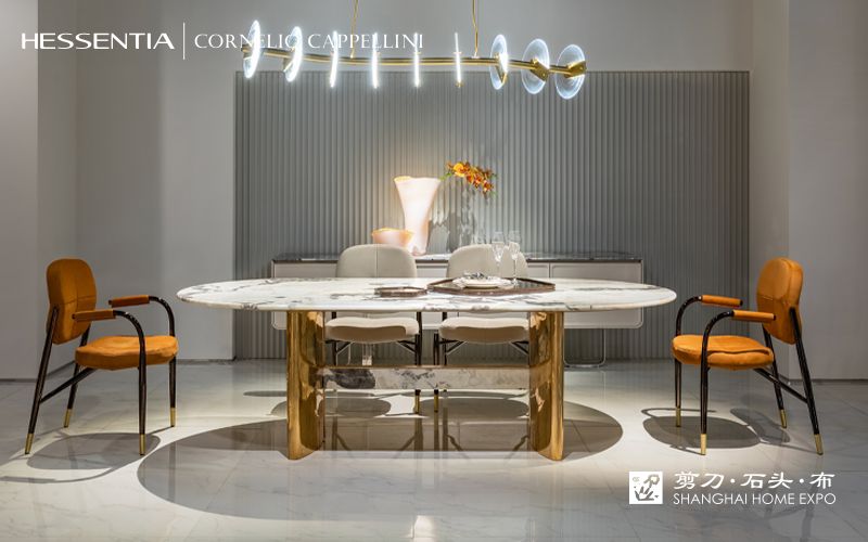 HESSENTIA|CORNELIO CAPPELLINI椭圆餐桌/餐椅