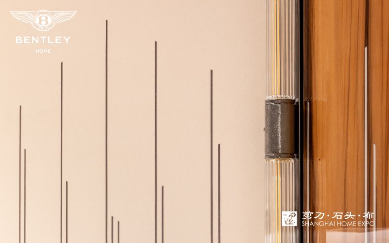 BENTLEY HOME床/床头柜