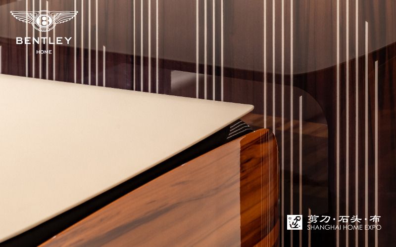 BENTLEY HOME床/床头柜