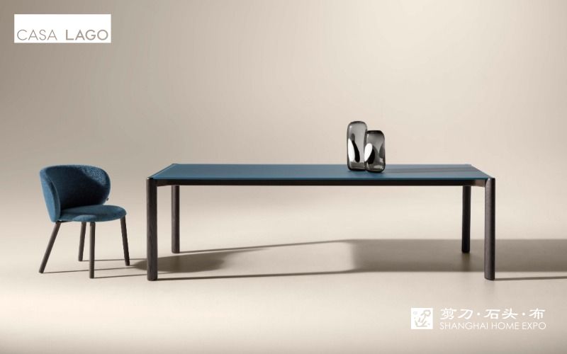 CASA LAGO长餐桌/餐椅