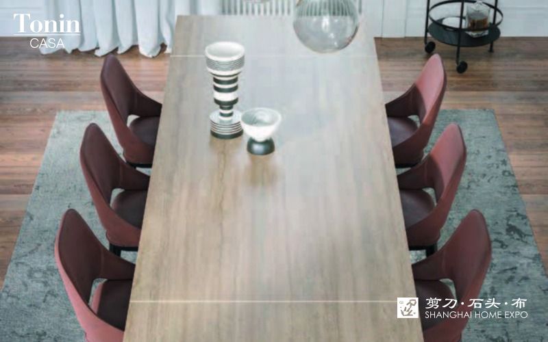 TONIN CASA长餐桌/餐椅