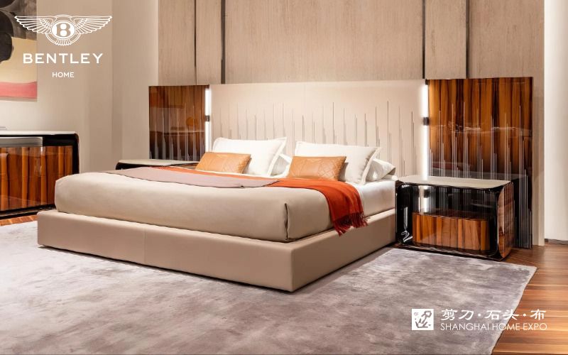 BENTLEY HOME床/床头柜