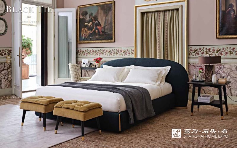 BLACK TIE床