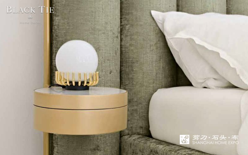 BLACK TIE床/床头柜