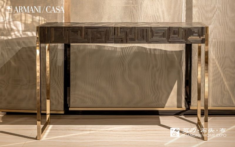 ARMANI/CASA玄关几