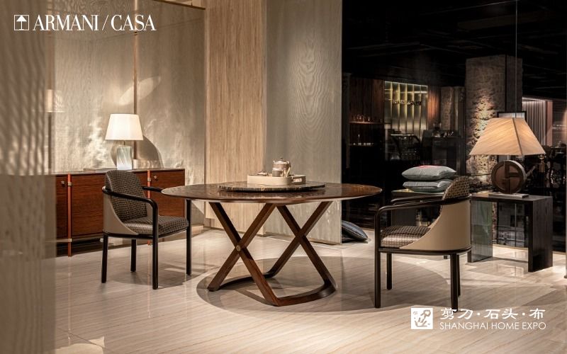 ARMANI/CASA圆餐桌/餐椅